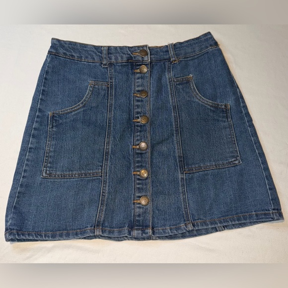 Highway Jeans Dresses & Skirts - Highway Jeans Button Front Denim Skirt Patch Pocket Medium